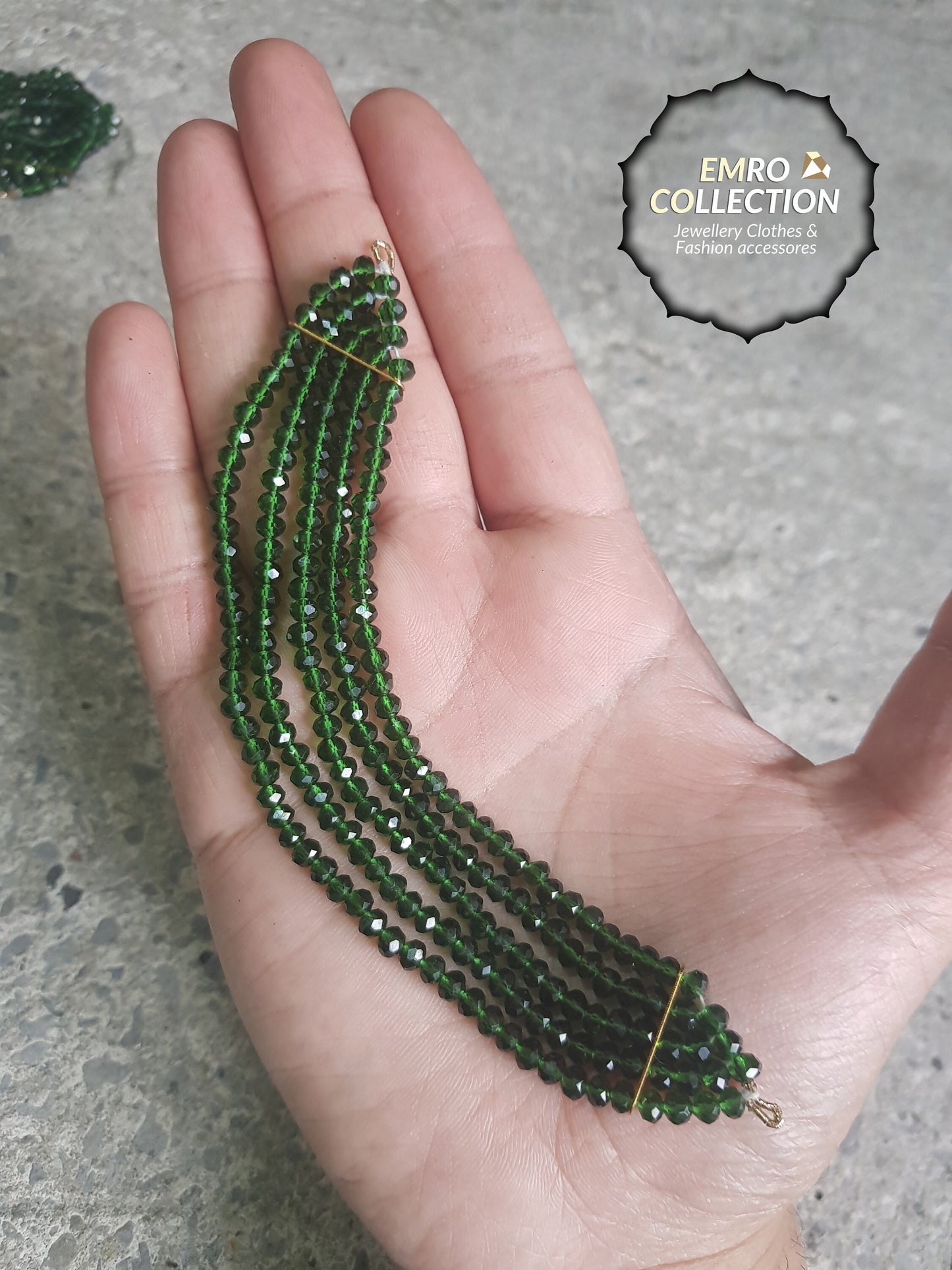 earrings chain, green saharay for earrings, crystal saharay, crystals kaan chain, saharay to support earrings indian pakistani jewellery