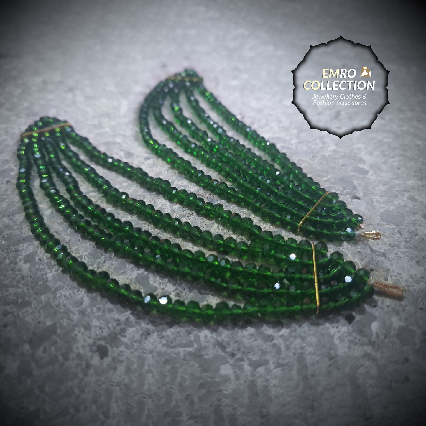 earrings chain, green saharay for earrings, crystal saharay, crystals kaan chain, saharay to support earrings indian pakistani jewellery